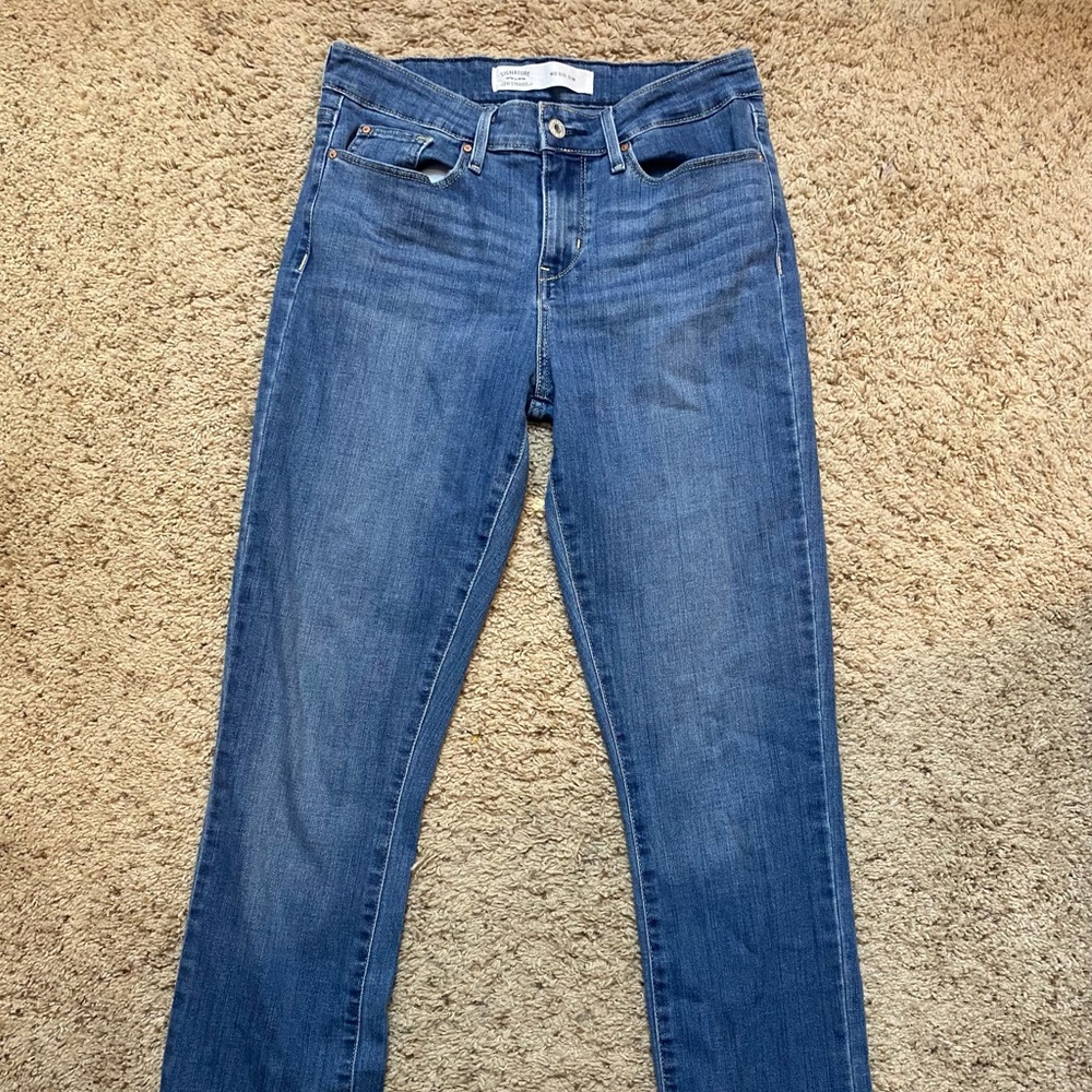 Levi Strauss Mid Rise Slim Jeans